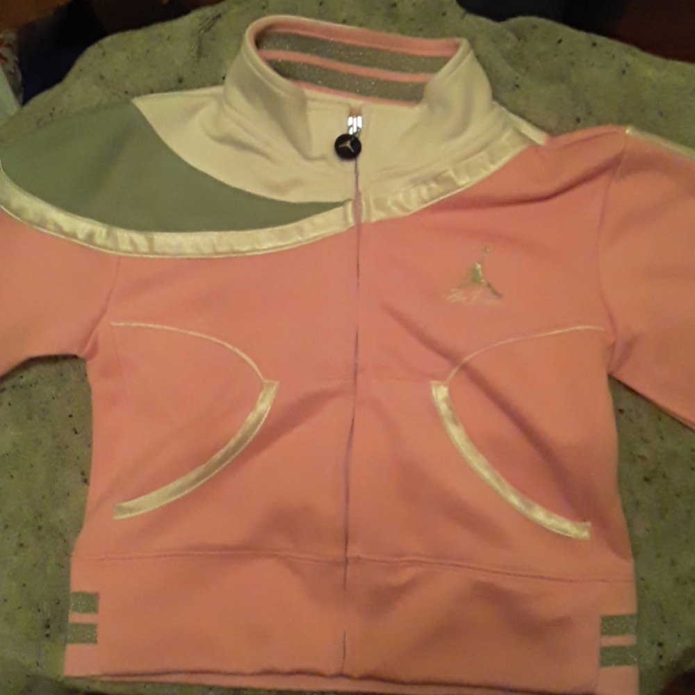 Kids small Jordan warm up jacket